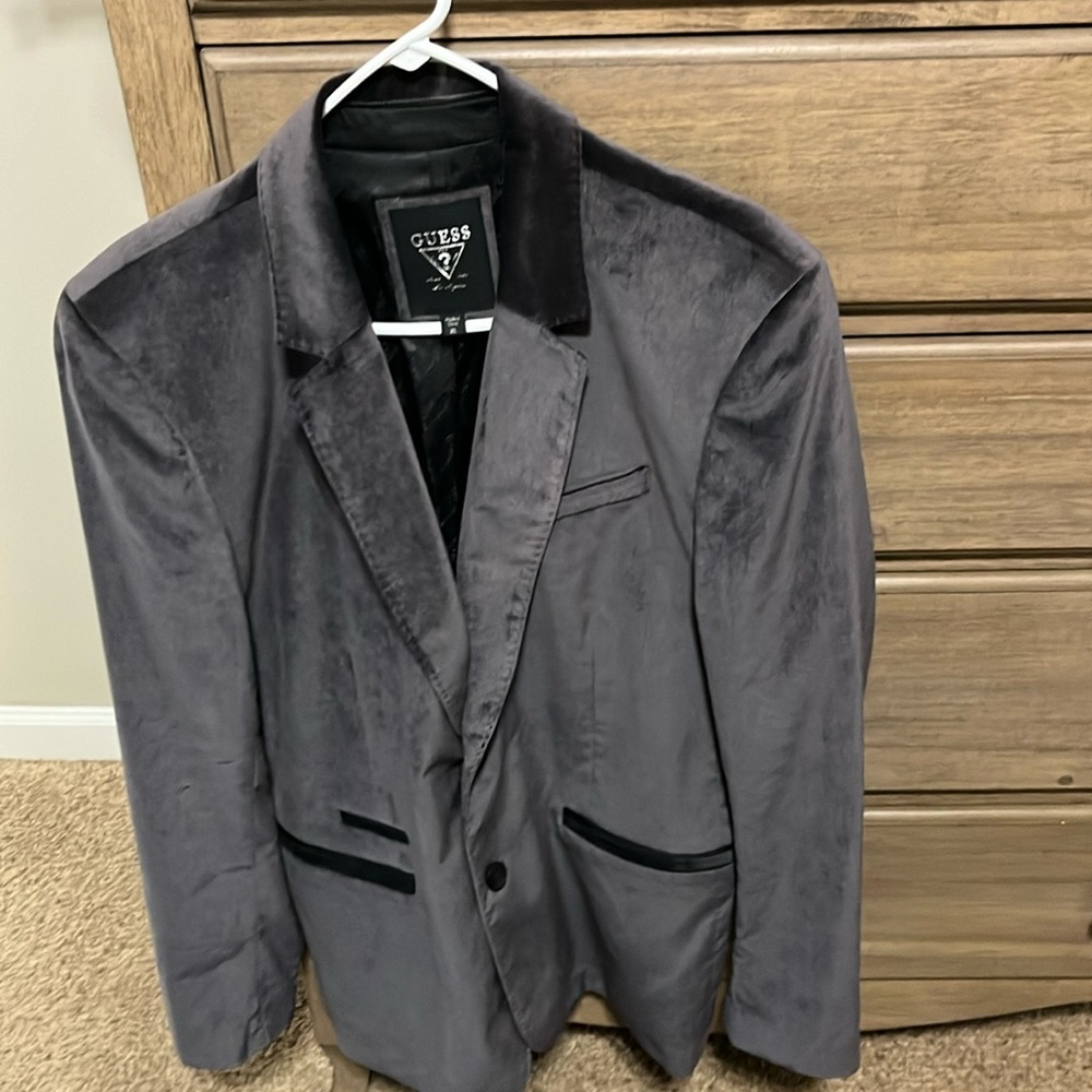 Guess velvet blazer size XL